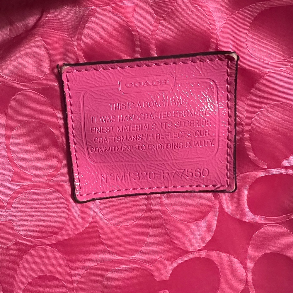 Brand new Coach pink bigger bag - Picture 6 of 9